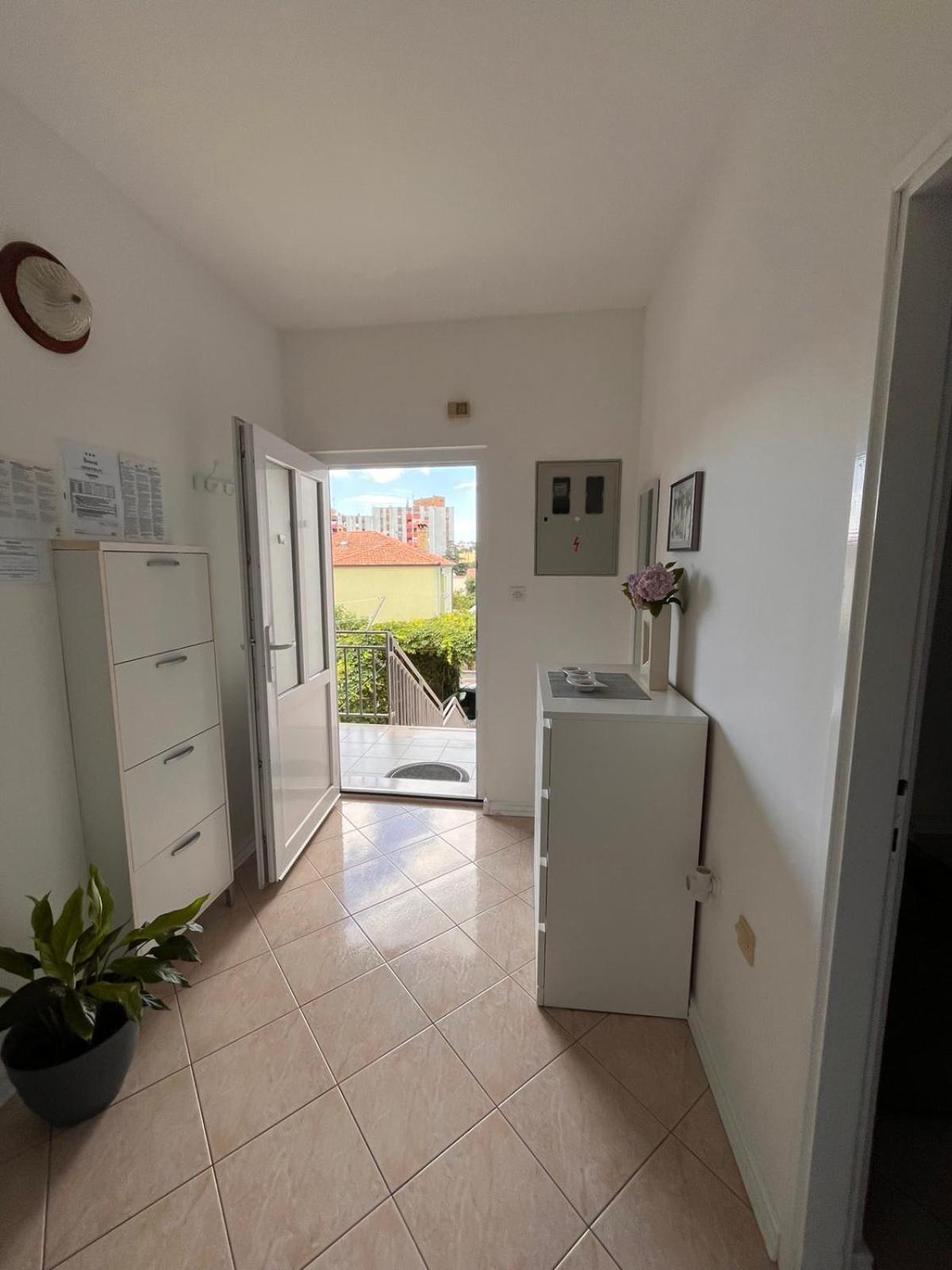 PUY Apartments Mirijana מראה חיצוני תמונה