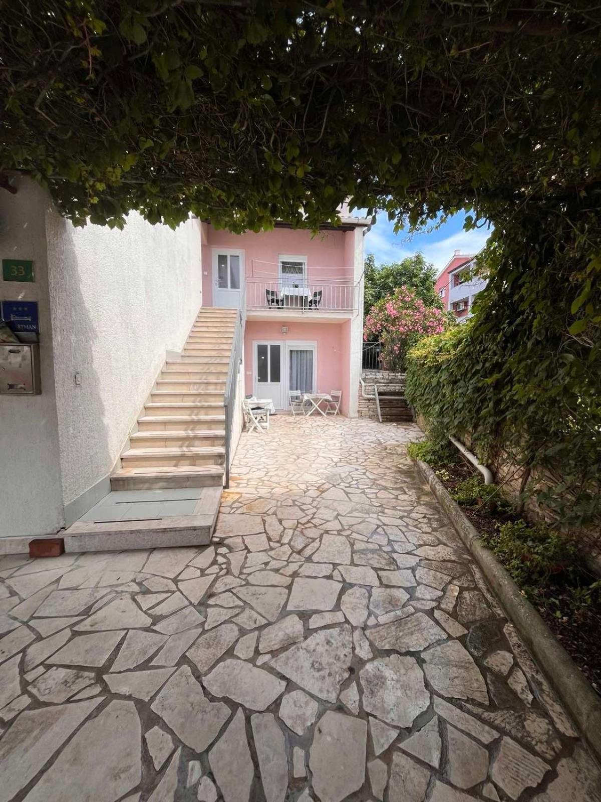 PUY Apartments Mirijana מראה חיצוני תמונה