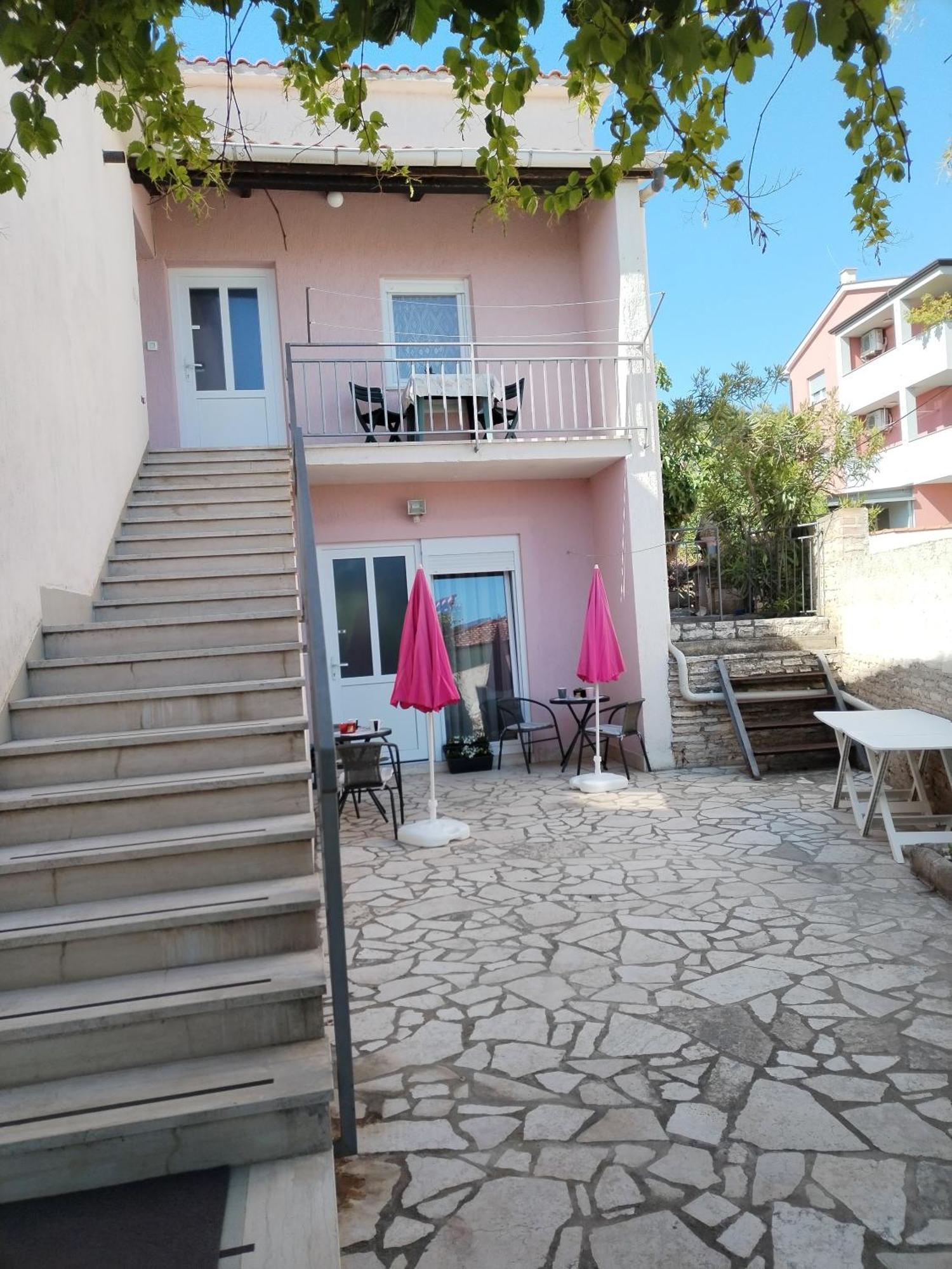 PUY Apartments Mirijana מראה חיצוני תמונה